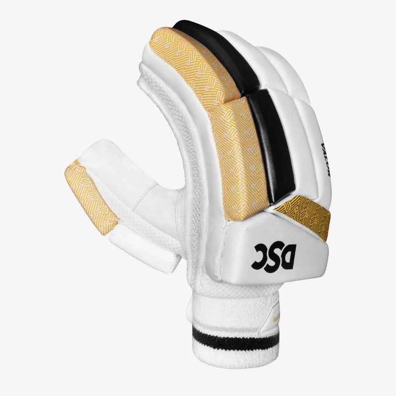 DSC Valor Batting Gloves