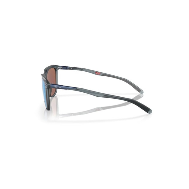 Oakley Blue Polarized Round Sunglasses for Men