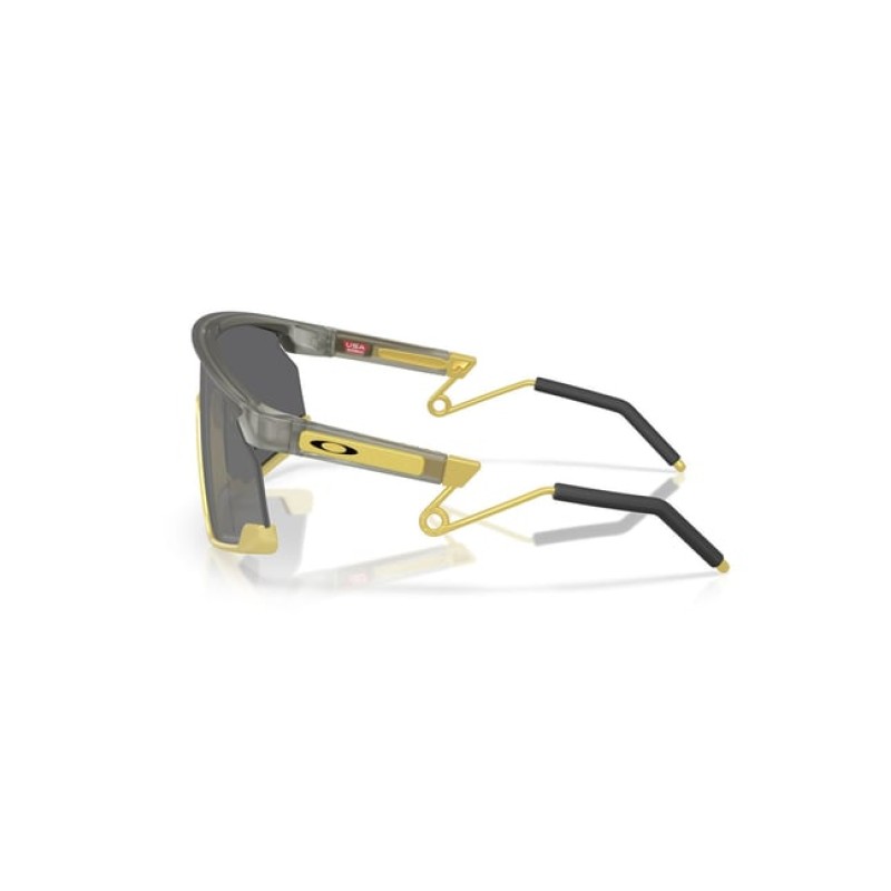Oakley Grey UV Protection Rectangular Sunglasses for Men