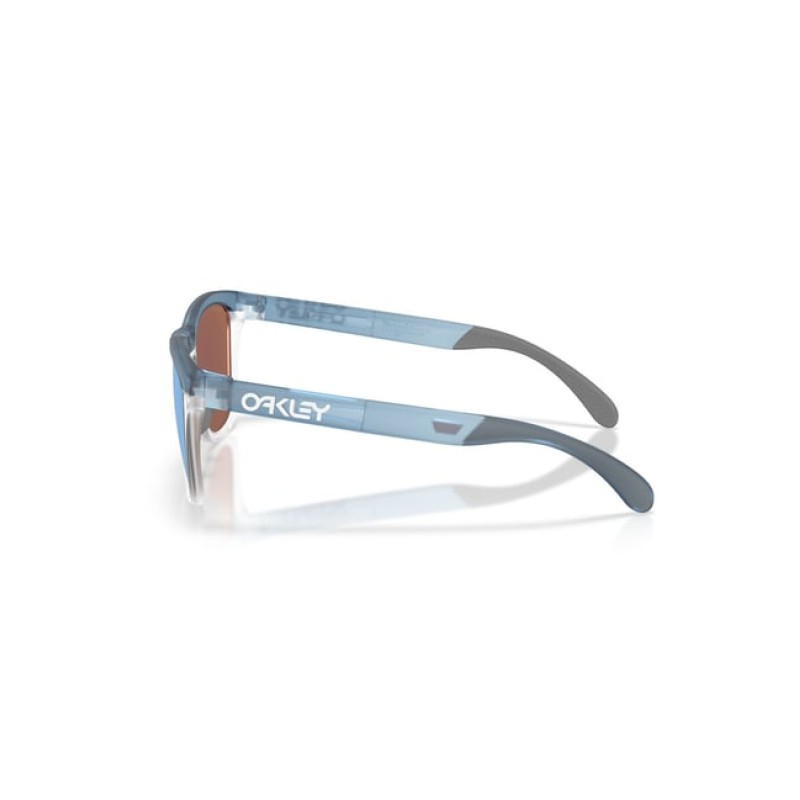 Oakley Blue Polarized Round Unisex Sunglasses
